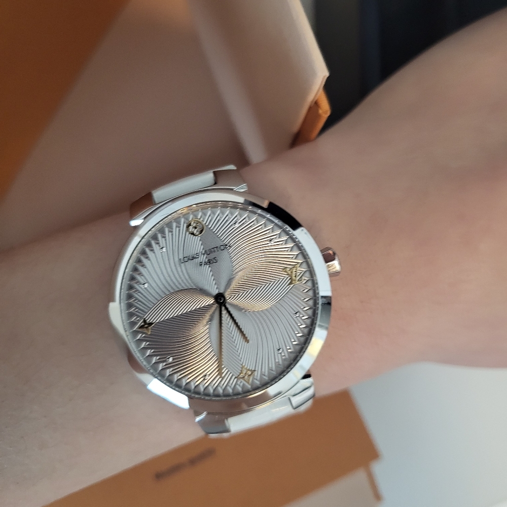 **Like New** Louis Vuitton tambour watch (case 33m）